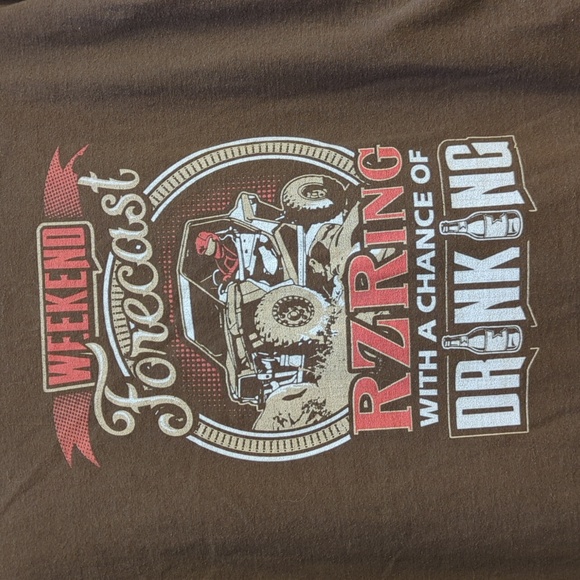 Men's "Weekend Forecast" T-shirt - Picture 4 of 4